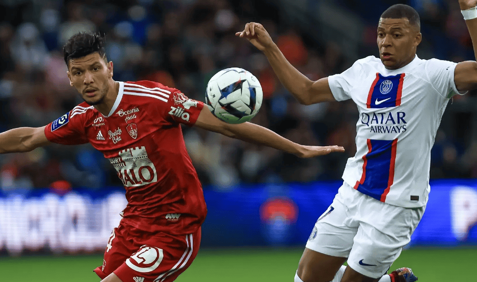 巴黎圣日耳曼球星缺席关键比赛，法甲霸主遭遇考验