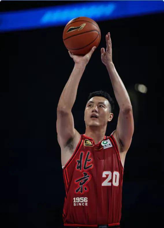 南特球队备战困难，教练寻求变革